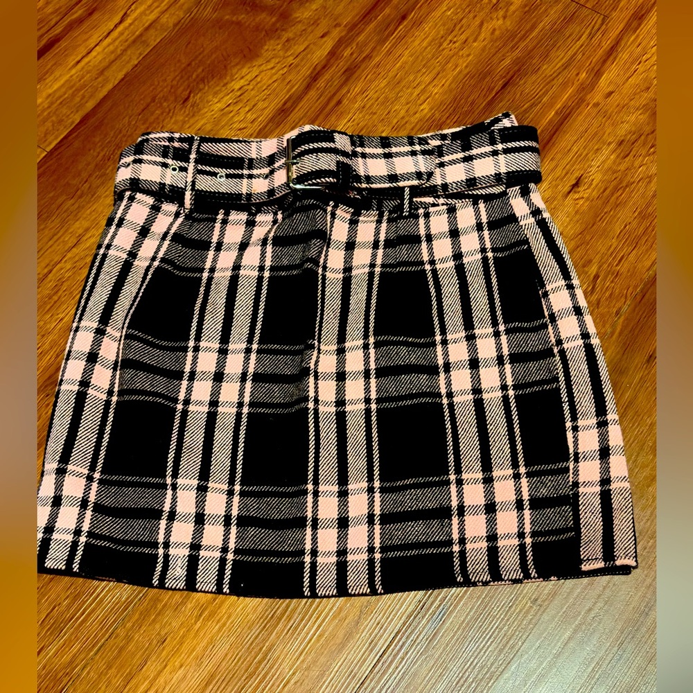 ASOS Pink & Black Checkered Mini Skirt W/belt Sz. M